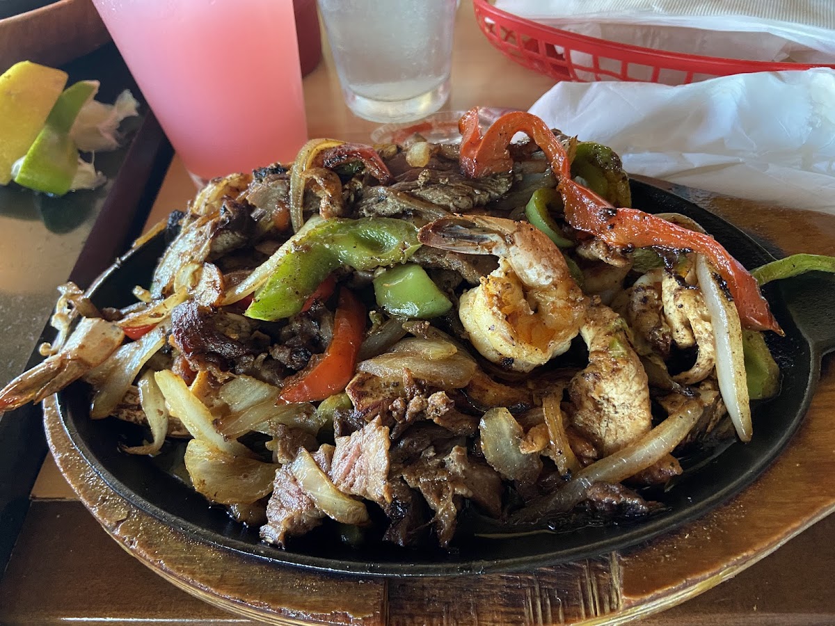 Hortencias At The Cliffhanger-6